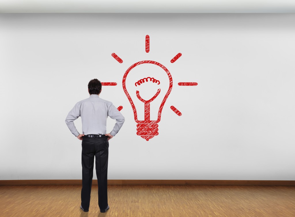 White-wall-idea-Dollarphotoclub_68092671-1024x755